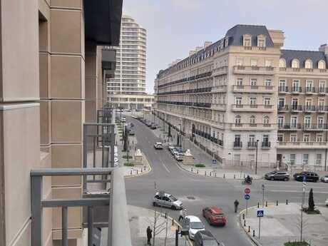 3 otaqlı yeni tikili - Xətai r. - 128 m²