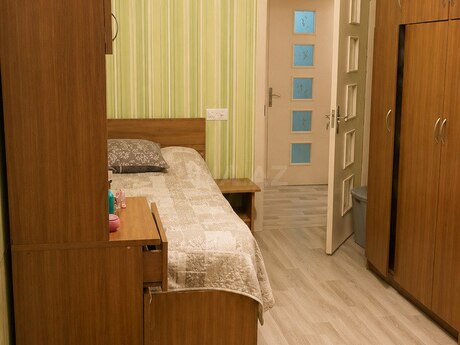 3 otaqlı köhnə tikili - Nəriman Nərimanov m. - 70 m²