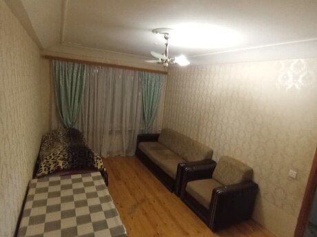 1 otaqlı köhnə tikili - Neftçilər m. - 30 m²