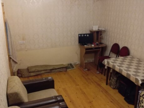 1 otaqlı köhnə tikili - Neftçilər m. - 30 m²