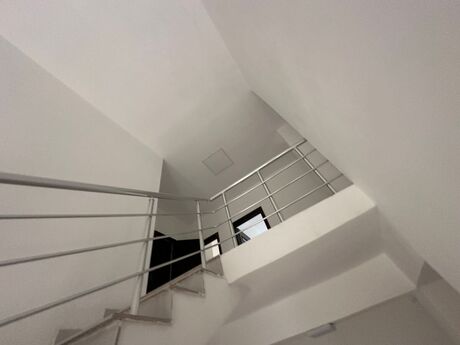 10 otaqlı ofis - 20 Yanvar m. - 1000 m²