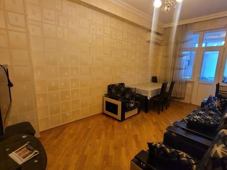 2-комн. новостройка - м. Элмляр Академиясы - 55 м²