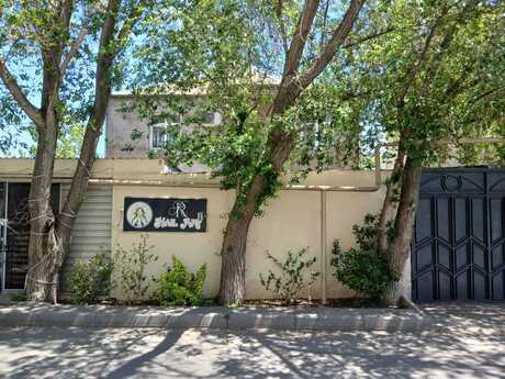 5 otaqlı həyət evi/bağ evi - Köhnə Günəşli q. - 200 m²