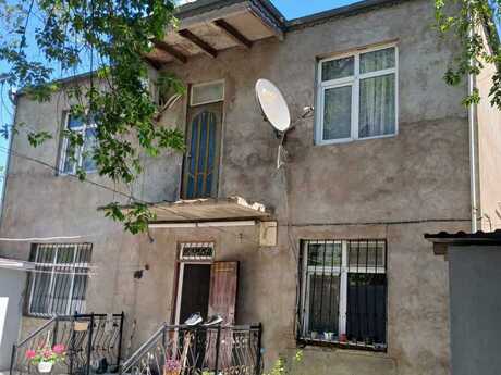 5 otaqlı həyət evi/bağ evi - Köhnə Günəşli q. - 200 m²