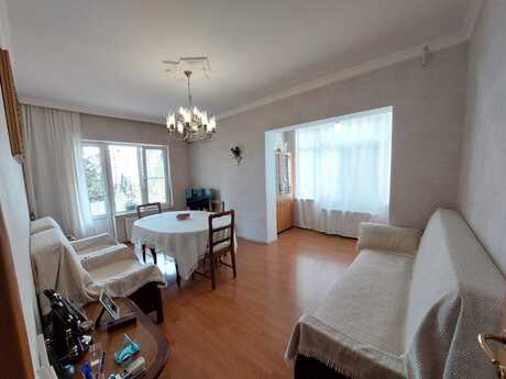 3 otaqlı köhnə tikili - 9-cu mikrorayon q. - 85 m²