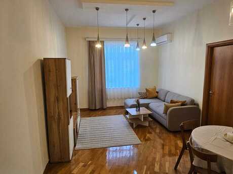 3 otaqlı köhnə tikili - Sahil m. - 100 m²