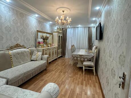 3 otaqlı köhnə tikili - Bakıxanov q. - 60 m²