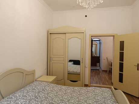 Elan №6126905 - Bakı, İçəri Şəhər m., 3 otaqlı, 53 m², 4/4 mərtəbə