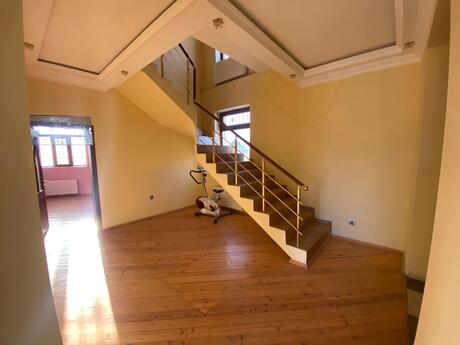5 otaqlı həyət evi/bağ evi - Masazır q. - 190 m²