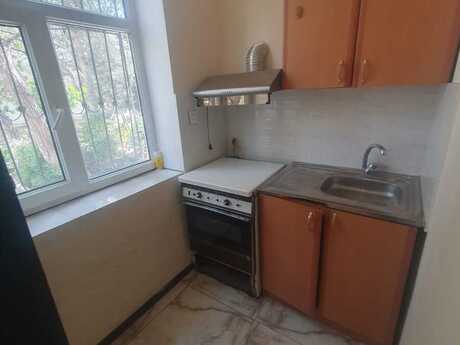 4 otaqlı ofis - Şah İsmayıl Xətai m. - 110 m²