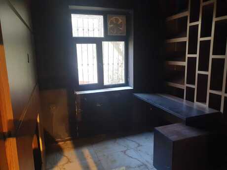 4 otaqlı ofis - Şah İsmayıl Xətai m. - 110 m²