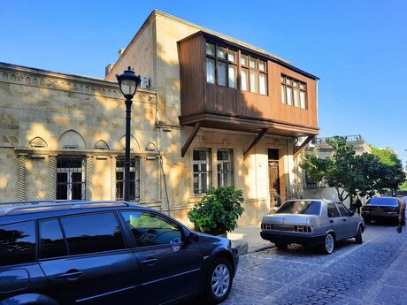 2 otaqlı köhnə tikili - İçəri Şəhər m. - 45 m²