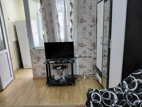 2 otaqlı köhnə tikili - 7-ci mikrorayon q. - 38 m²