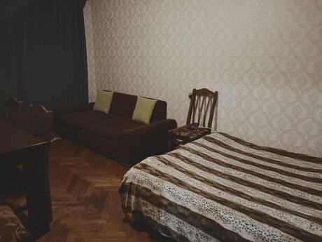 1 otaqlı köhnə tikili - Qara Qarayev m. - 35 m²