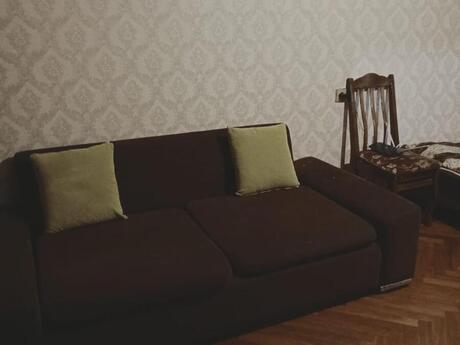 1 otaqlı köhnə tikili - Qara Qarayev m. - 35 m²