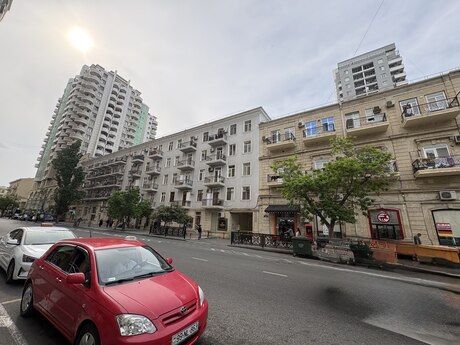 1 otaqlı köhnə tikili - 28 May m. - 22 m²