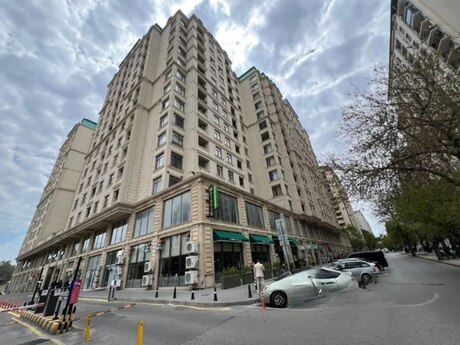 4 otaqlı yeni tikili - Nərimanov r. - 175 m²