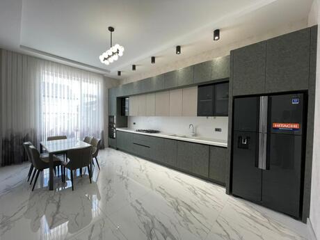 5 otaqlı həyət evi/bağ evi - Binə q. - 220 m²