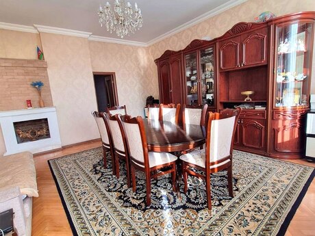 3 otaqlı köhnə tikili - İçəri Şəhər m. - 95 m²
