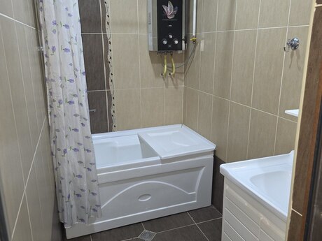 2 otaqlı köhnə tikili - Əhmədli m. - 55 m²