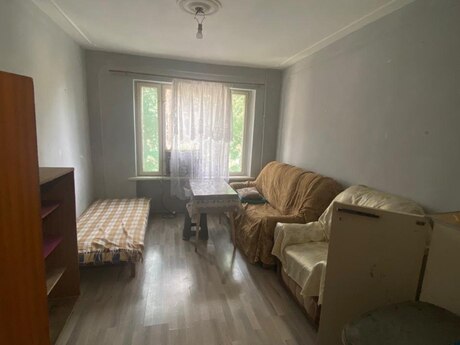 1 otaqlı köhnə tikili - Neftçilər m. - 12 m²