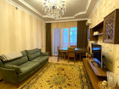 3-комн. вторичка - м. Халглар Достлугу - 65 м²