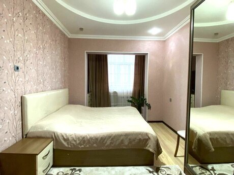3-комн. вторичка - м. Халглар Достлугу - 65 м²