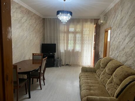 2 otaqlı köhnə tikili - Memar Əcəmi m. - 45 m²