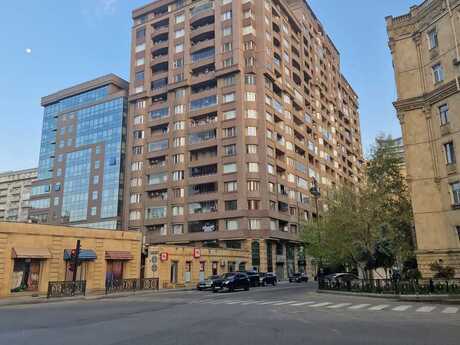 Elan №6127088 - Bakı, 28 May m., 5 otaqlı, 280 m², 12/20 mərtəbə
