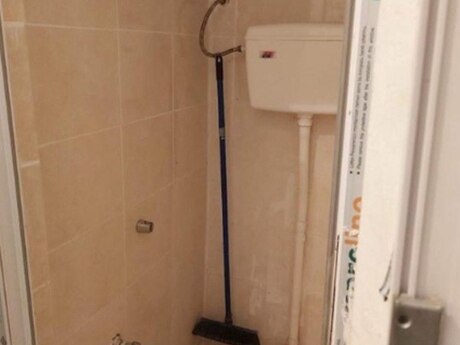 1 otaqlı köhnə tikili - Neftçilər m. - 12 m²