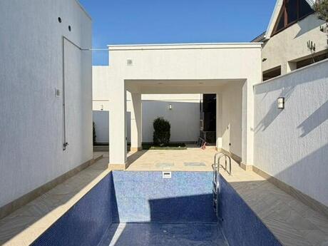 4 otaqlı həyət evi/bağ evi - Şüvəlan q. - 150 m²