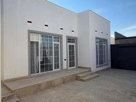 4 otaqlı həyət evi/bağ evi - Şüvəlan q. - 150 m²