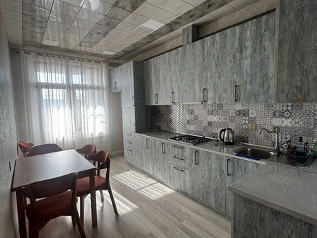 2 otaqlı yeni tikili - Bakıxanov q. - 75 m²