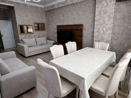 2 otaqlı yeni tikili - Bakıxanov q. - 75 m²