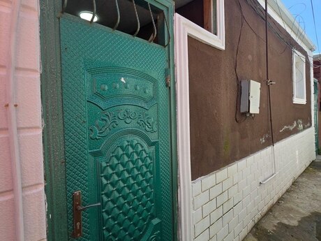 1 otaqlı həyət evi/bağ evi - Binə q. - 40 m²
