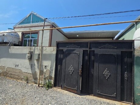 4 otaqlı həyət evi/bağ evi - Binə q. - 100 m²