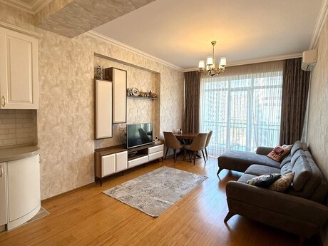3 otaqlı yeni tikili - 20 Yanvar m. - 72 m²