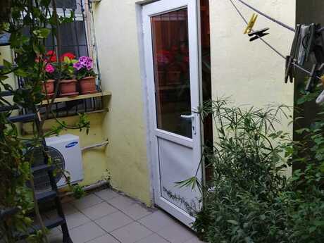 4 otaqlı həyət evi/bağ evi - Nəriman Nərimanov m. - 97 m²