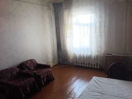 2 otaqlı köhnə tikili - Yeni Günəşli q. - 60 m²