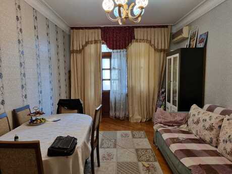 2 otaqlı köhnə tikili - Azadlıq Prospekti m. - 70 m²