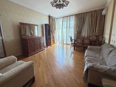 Объявление №6127230 - Баку, м. Ахмедлы, 3-комн., 140 м², 3/12 этаж