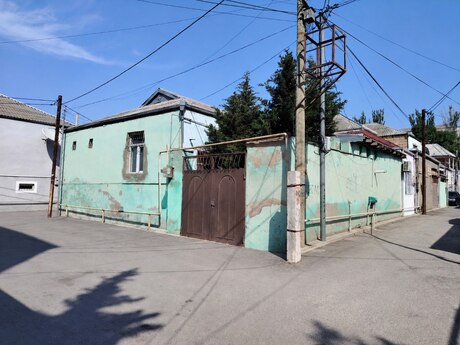 4 otaqlı həyət evi/bağ evi - Abşeron r. - 70 m²