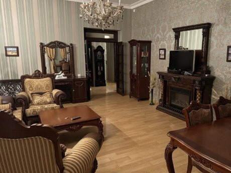 2 otaqlı köhnə tikili - İçəri Şəhər m. - 60 m²