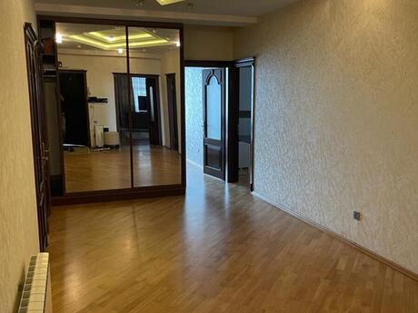 3 otaqlı yeni tikili - 28 May m. - 170 m²