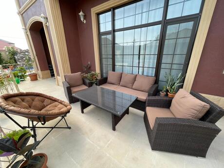 6 otaqlı həyət evi/bağ evi - Mərdəkan q. - 400 m²