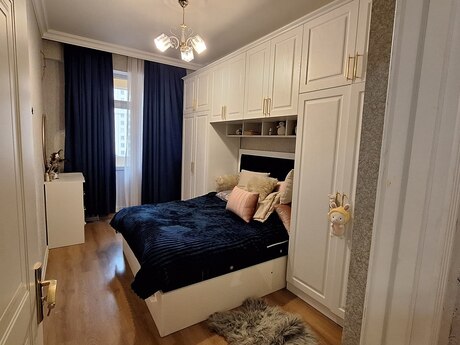 2 otaqlı yeni tikili - Saray q. - 77 m²