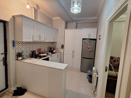 2 otaqlı yeni tikili - Saray q. - 77 m²