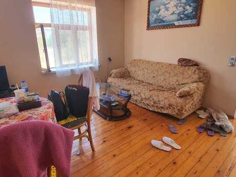 3 otaqlı həyət evi/bağ evi - Şüvəlan q. - 140 m²