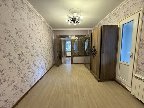 3 otaqlı köhnə tikili - Köhnə Günəşli q. - 70 m²