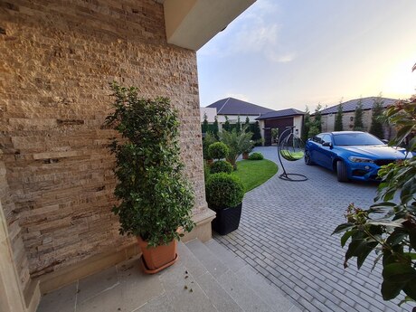 4 otaqlı həyət evi/bağ evi - Mərdəkan q. - 350 m²